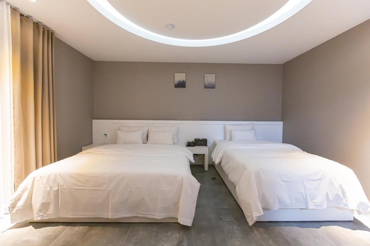 Knox Hotel Чхонан Экстерьер фото